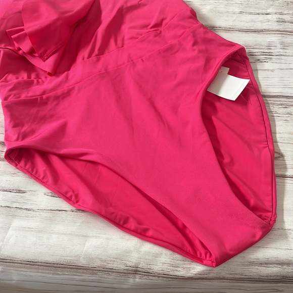 NWT TRINA TURK Monaco Ruffle Over The Shoulder One Piece Swimsuit - Picture 11 of 16